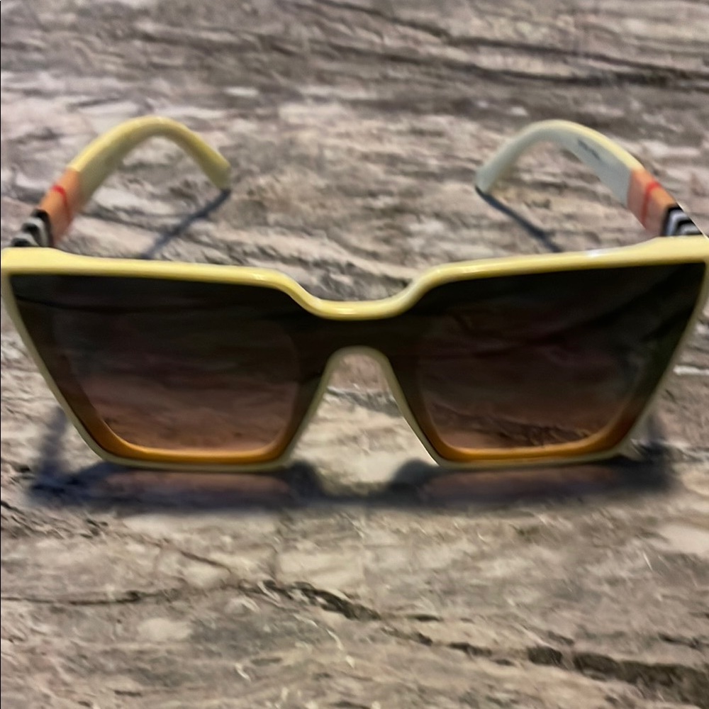 Stylish Cream Sunglasses